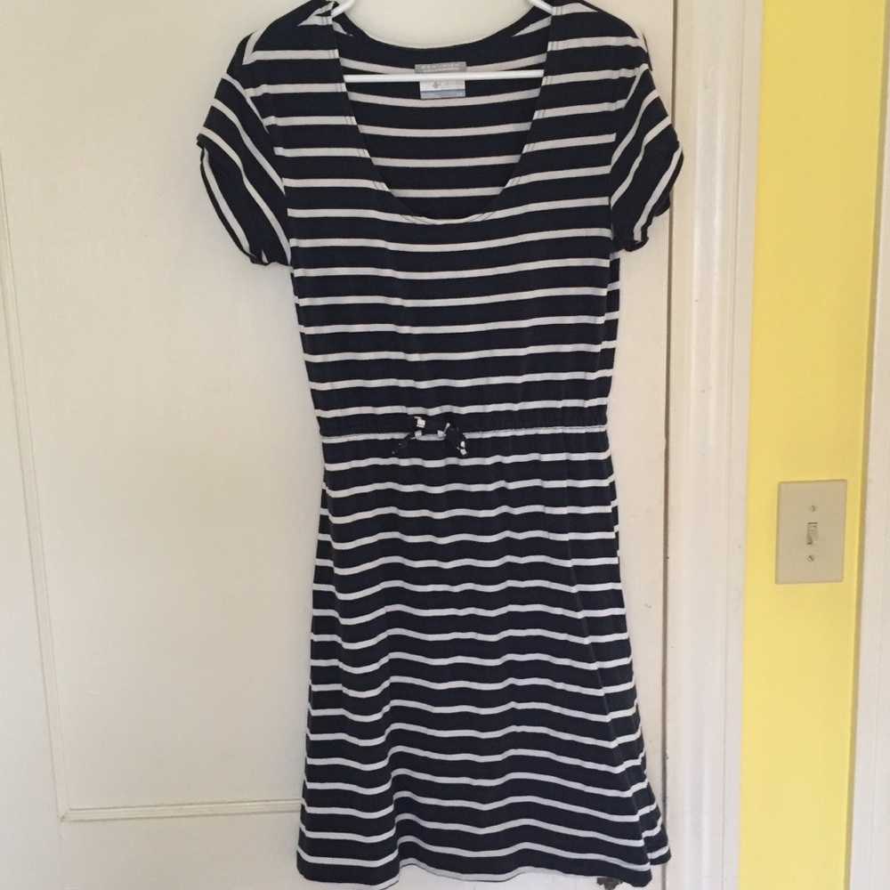 Striped Columbia PFG Dress Size S